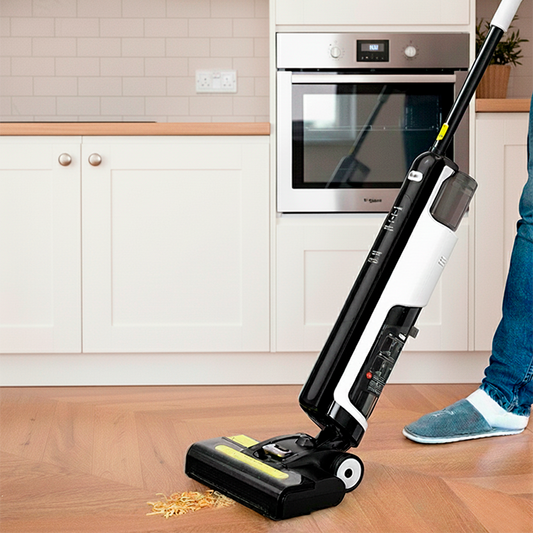 aspirateur laveur sans fil nettoyage dans la cuisine pattes