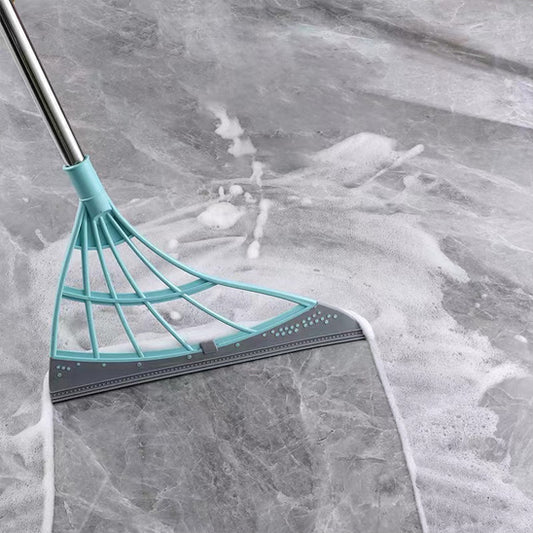Balai nettoyage sol-savon salle de bain