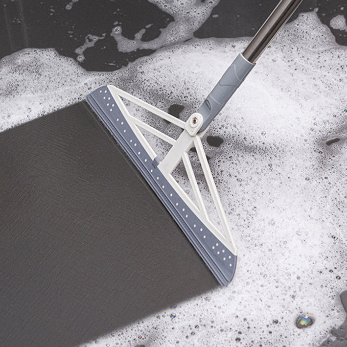 Balai raclette avec du savon pour le nettoyage du sol