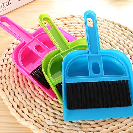 Ensemble de balayette pelle avec plusieurs couleurs