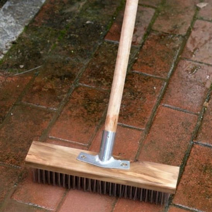 nettoyage mousse balai brosse