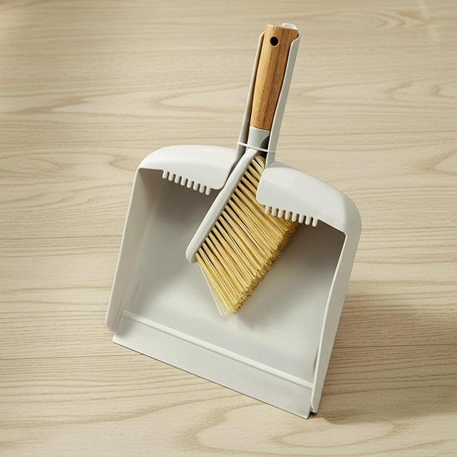 pelle balayette blanche