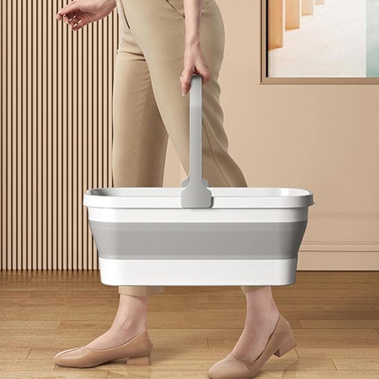 Seau pliable facile à porter