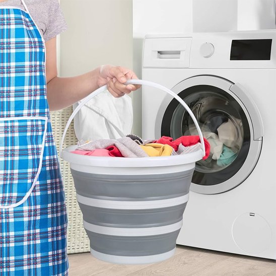 Seau pliable pour linge